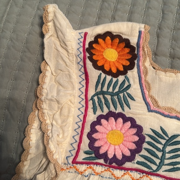 THML embroidered top - Picture 4 of 6